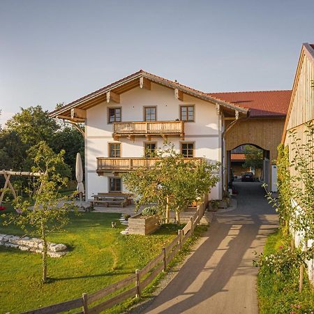 Ferienwohnung Kaindl Chieming Bagian luar foto