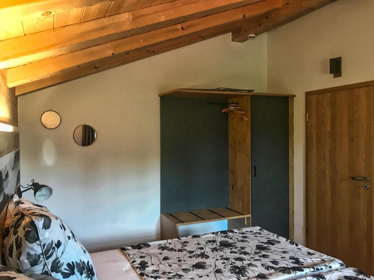 Ferienwohnung Kaindl Chieming Bagian luar foto