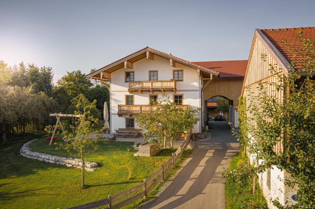 Ferienwohnung Kaindl Chieming Bagian luar foto