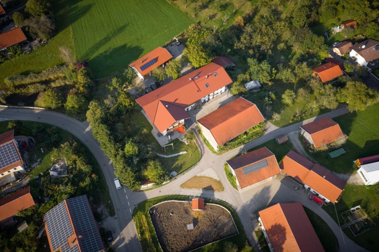 Ferienwohnung Kaindl Chieming Bagian luar foto